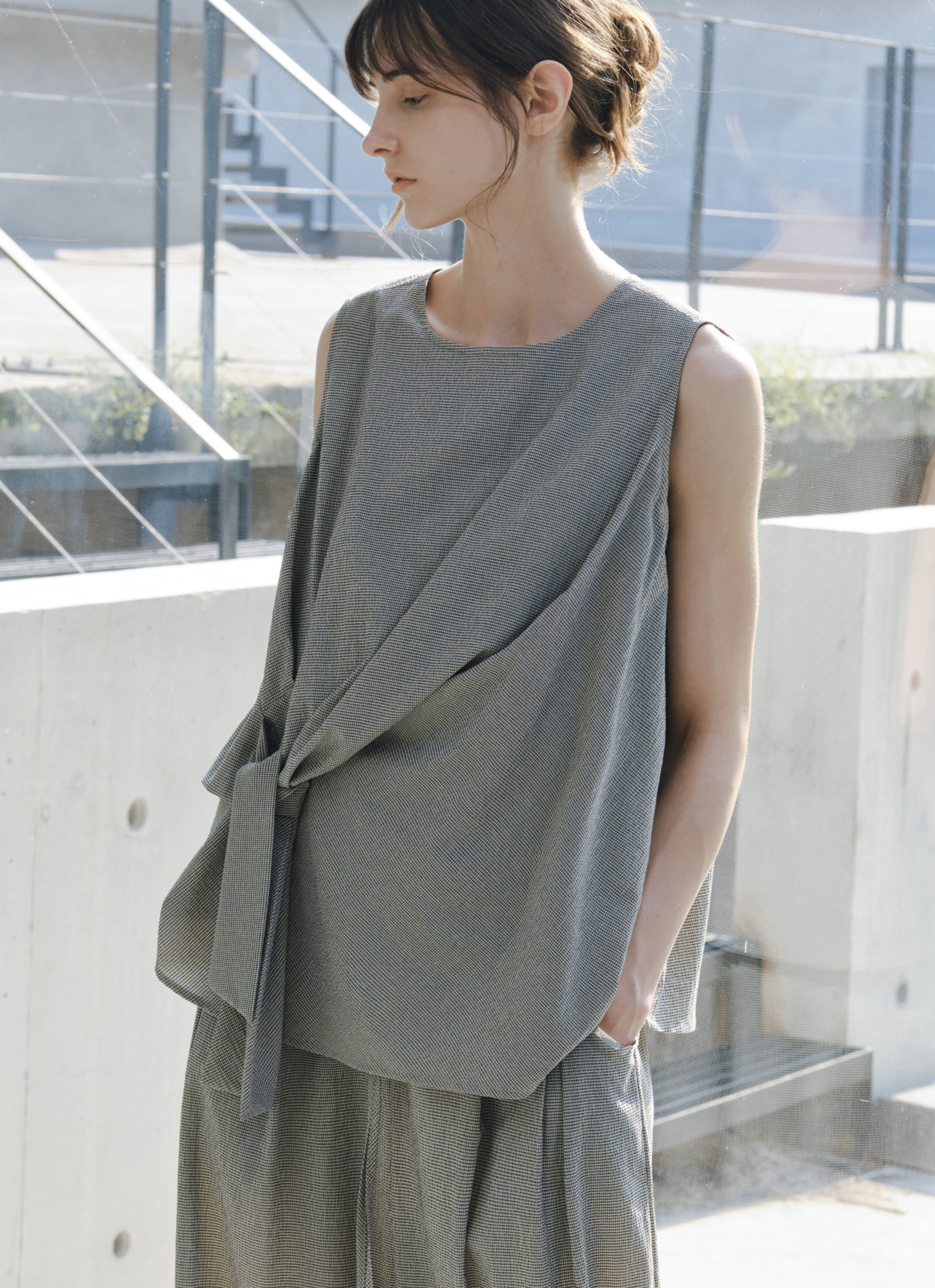 SEERSUCKER TWIST TOP / シアサッカーツイストトップ