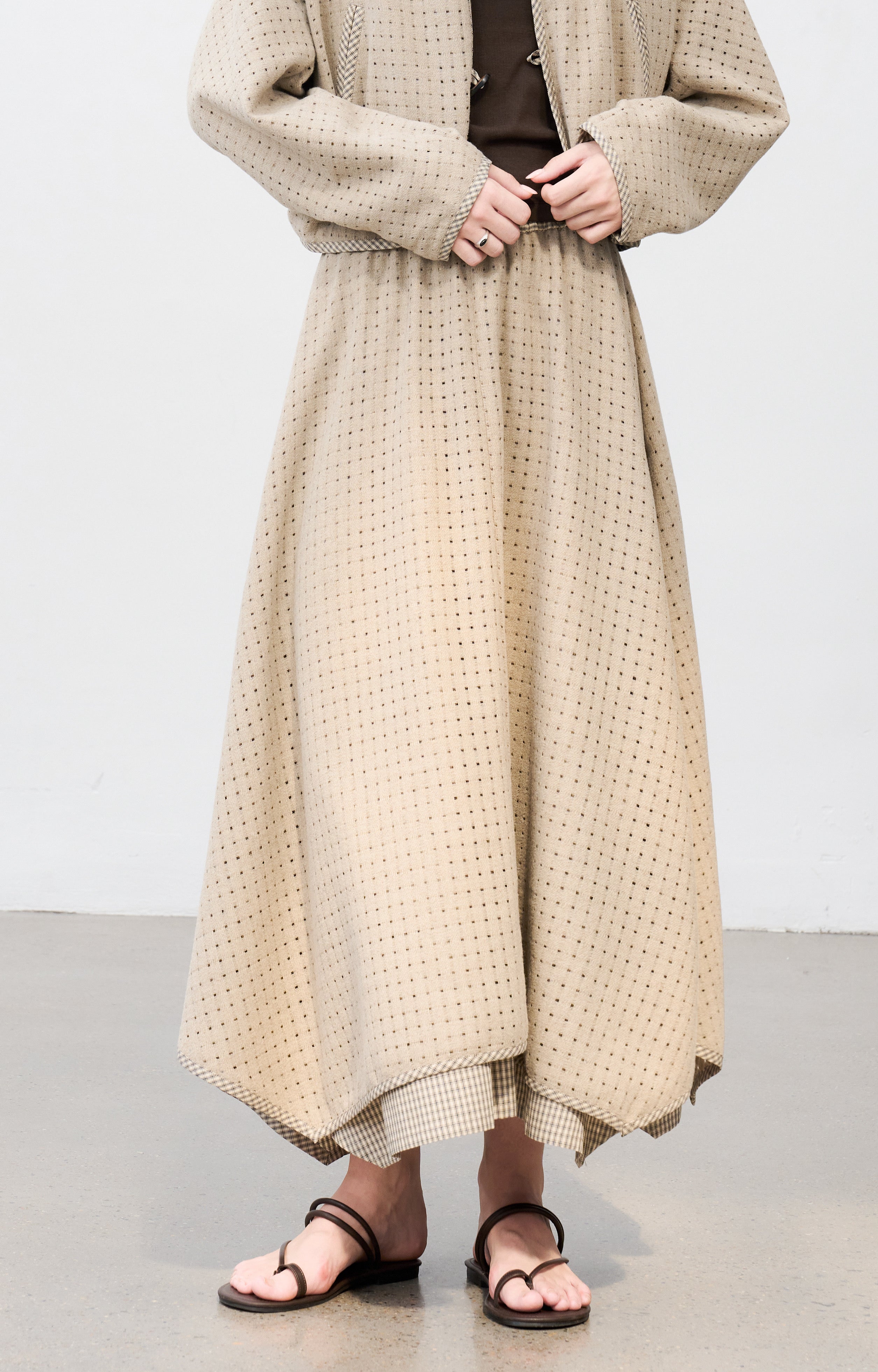 SQUARE MESH FLARE SKIRT