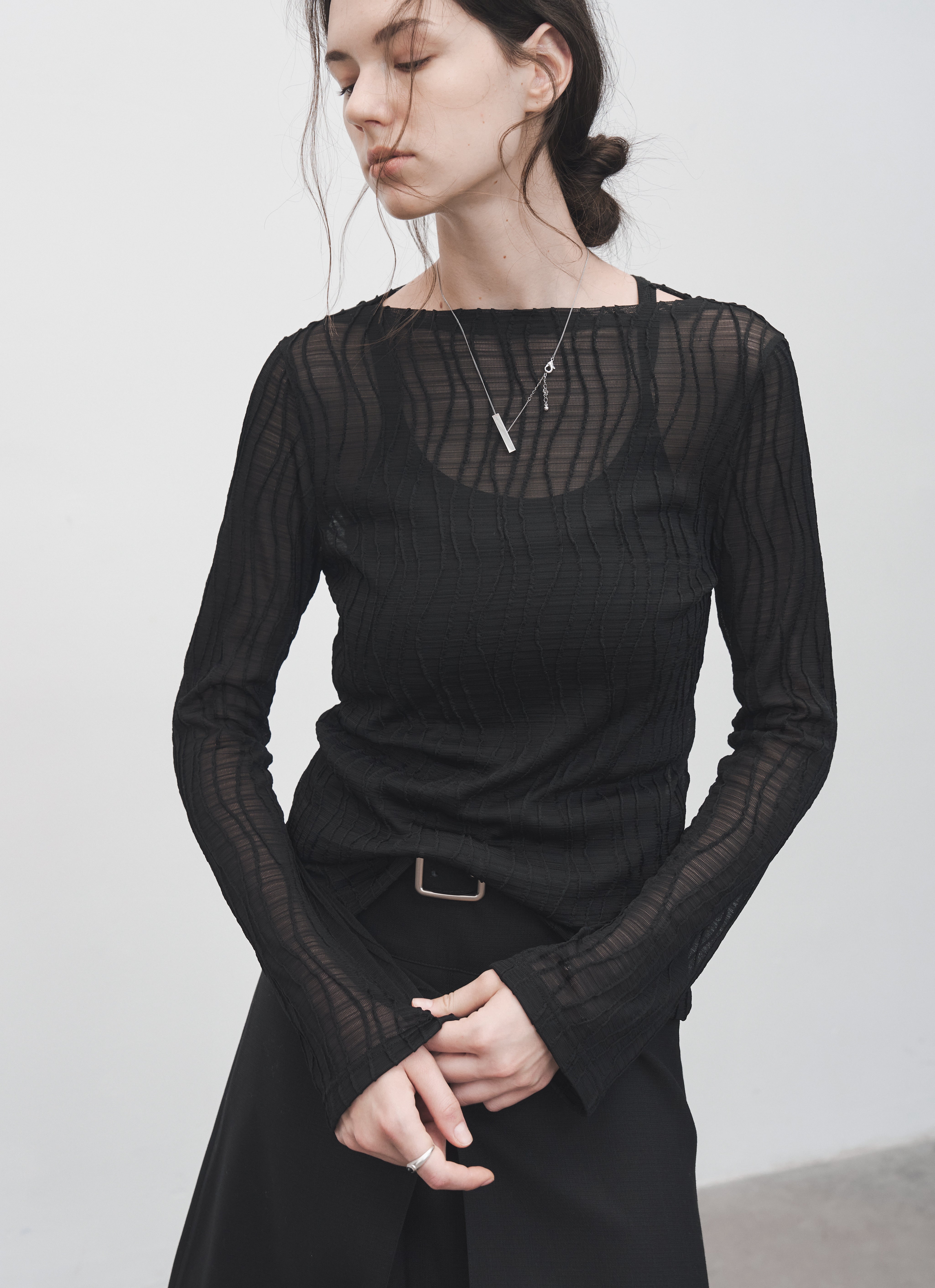 WAVE JACQUARD SHEER TOP