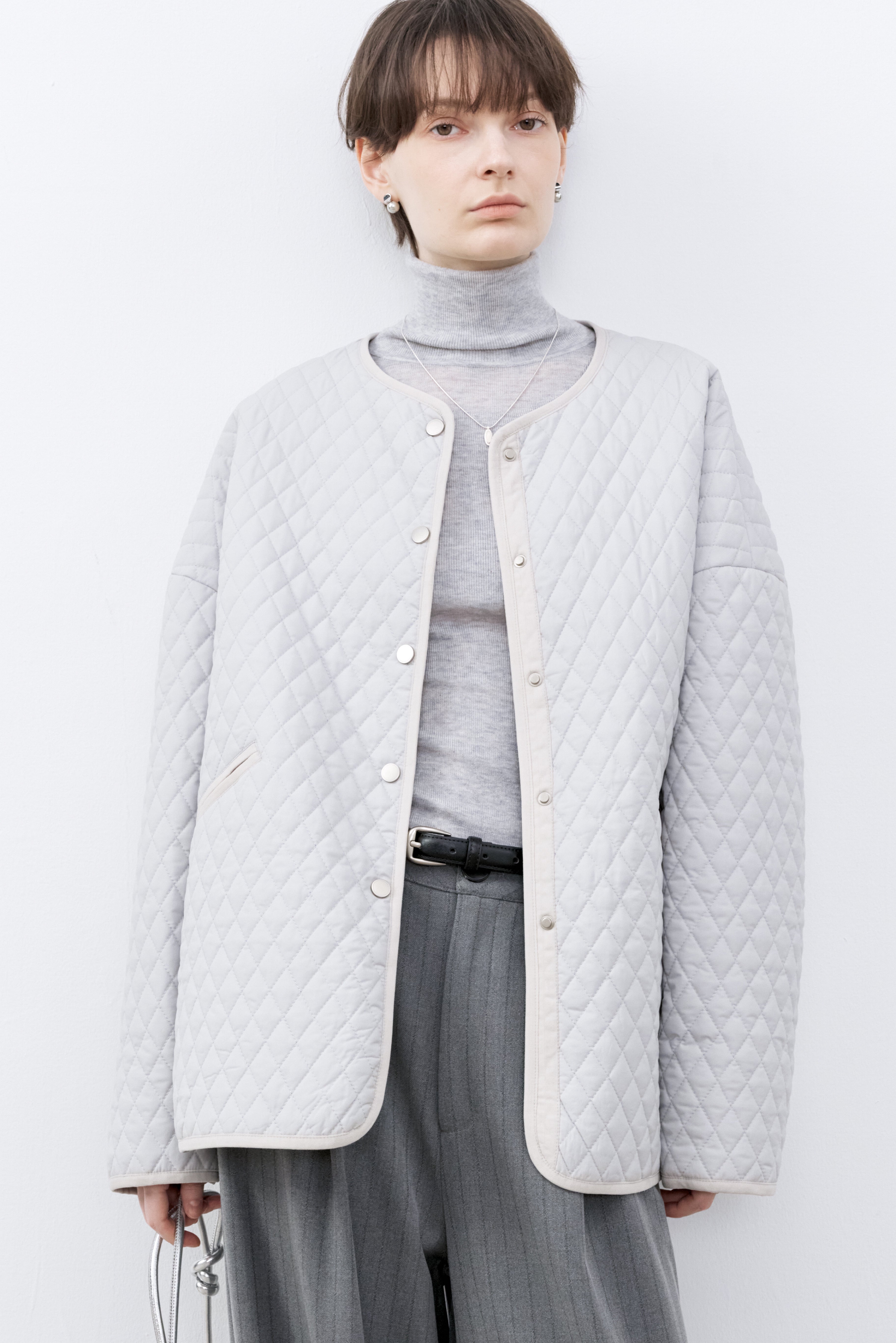 COLLARLESS QUILTED JACKET