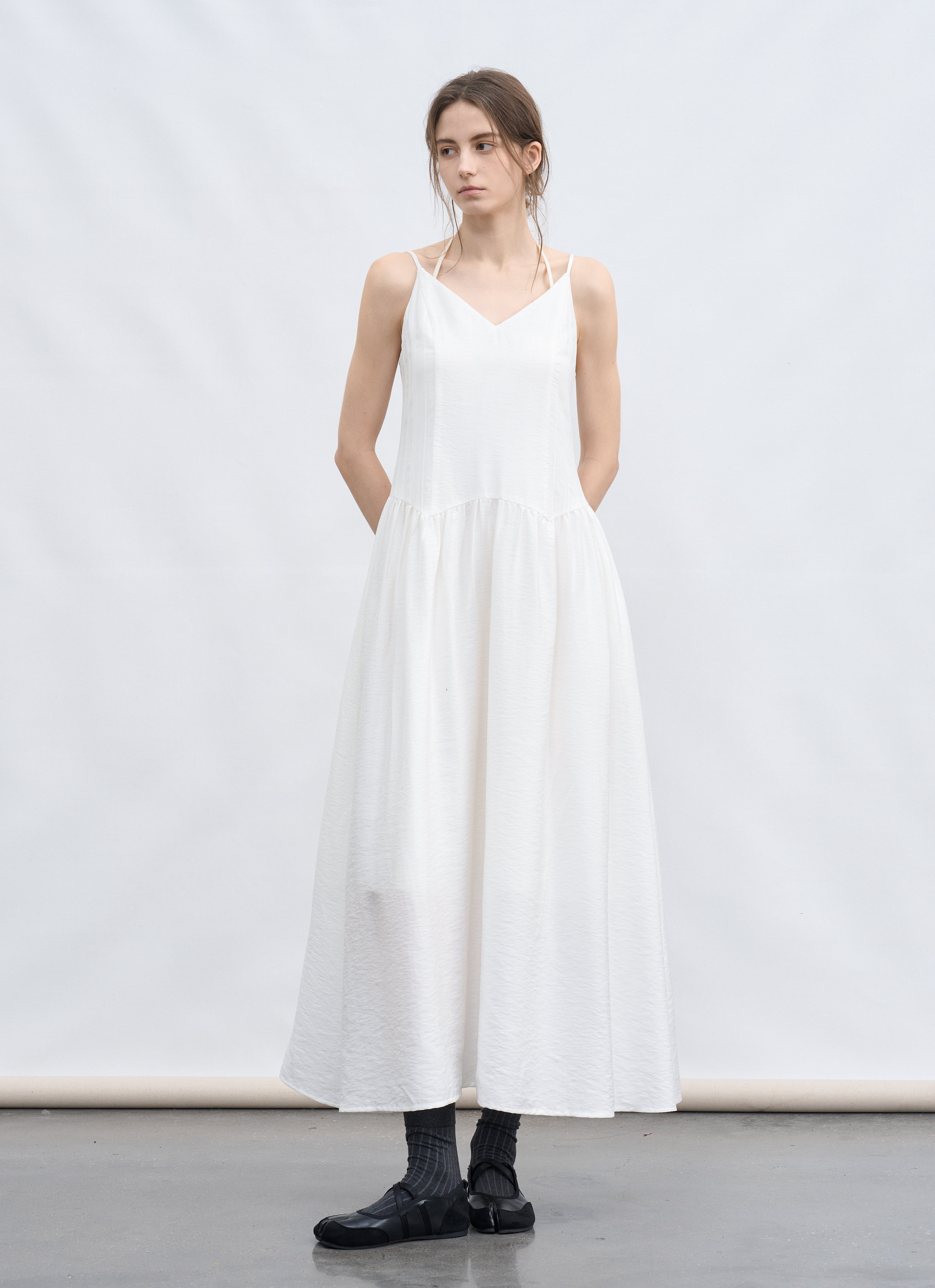 CLASSIC SHAPE VOLUME DRESS / クラシックシェイプボリュームワンピース