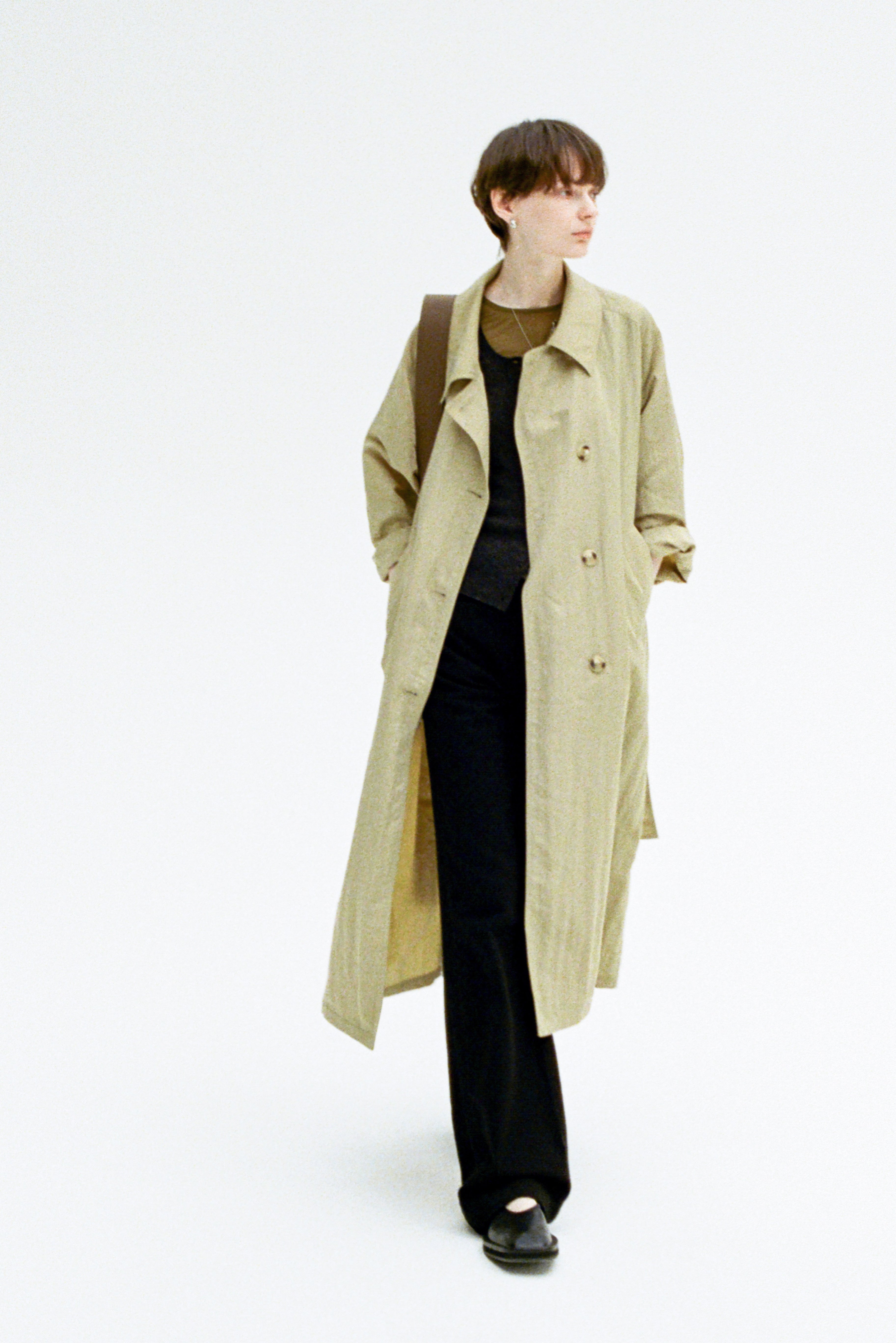 SMOOTH WRINKLE LONG TRENCH