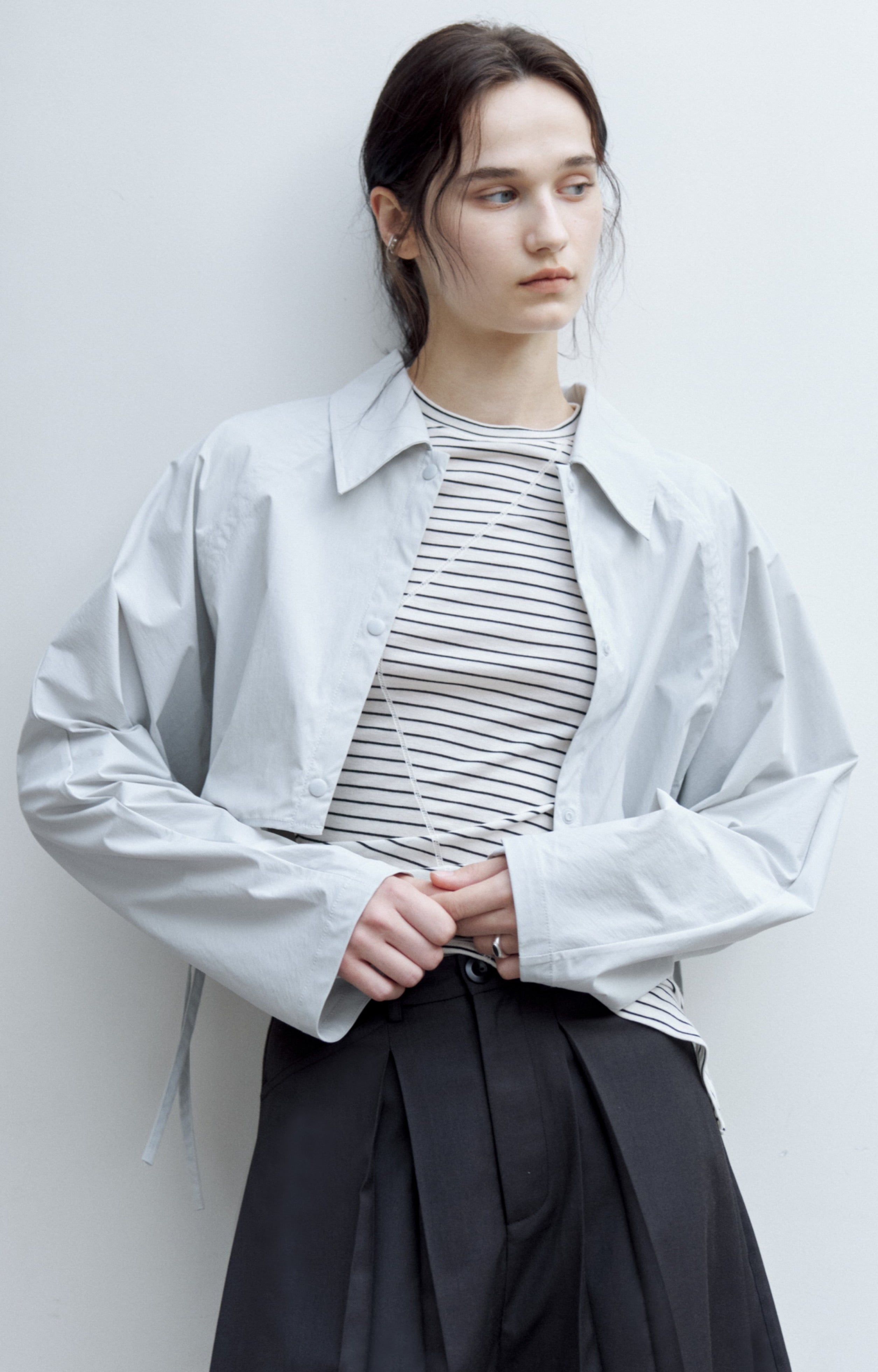 UV CUT BACK DRAWSTRING SHIRT/UV 컷 백 드로우 스트링 셔츠