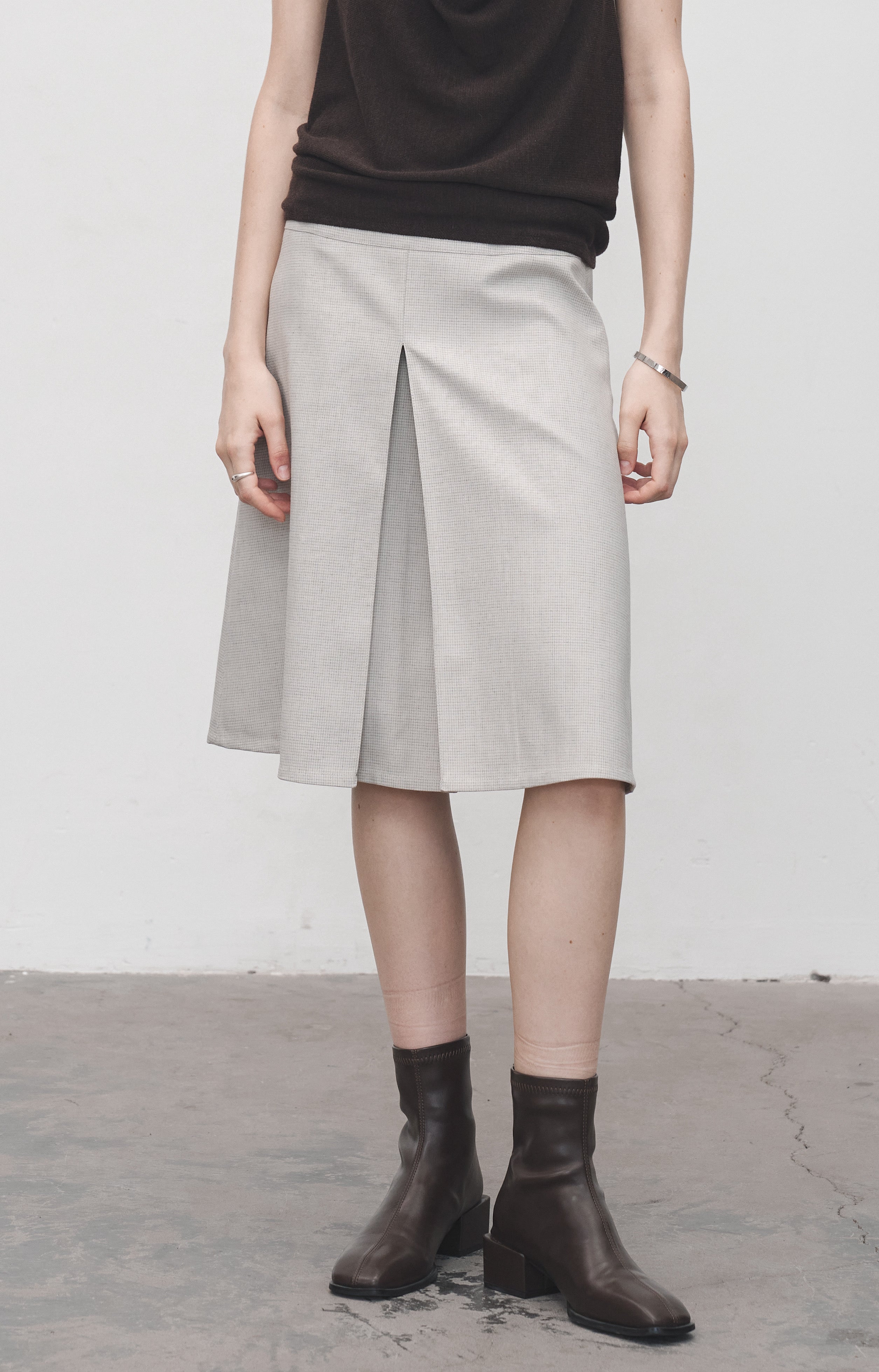 REVERSIBLE PLEATED MIDI SKIRT / 리버시블 플리츠 미들 스커트