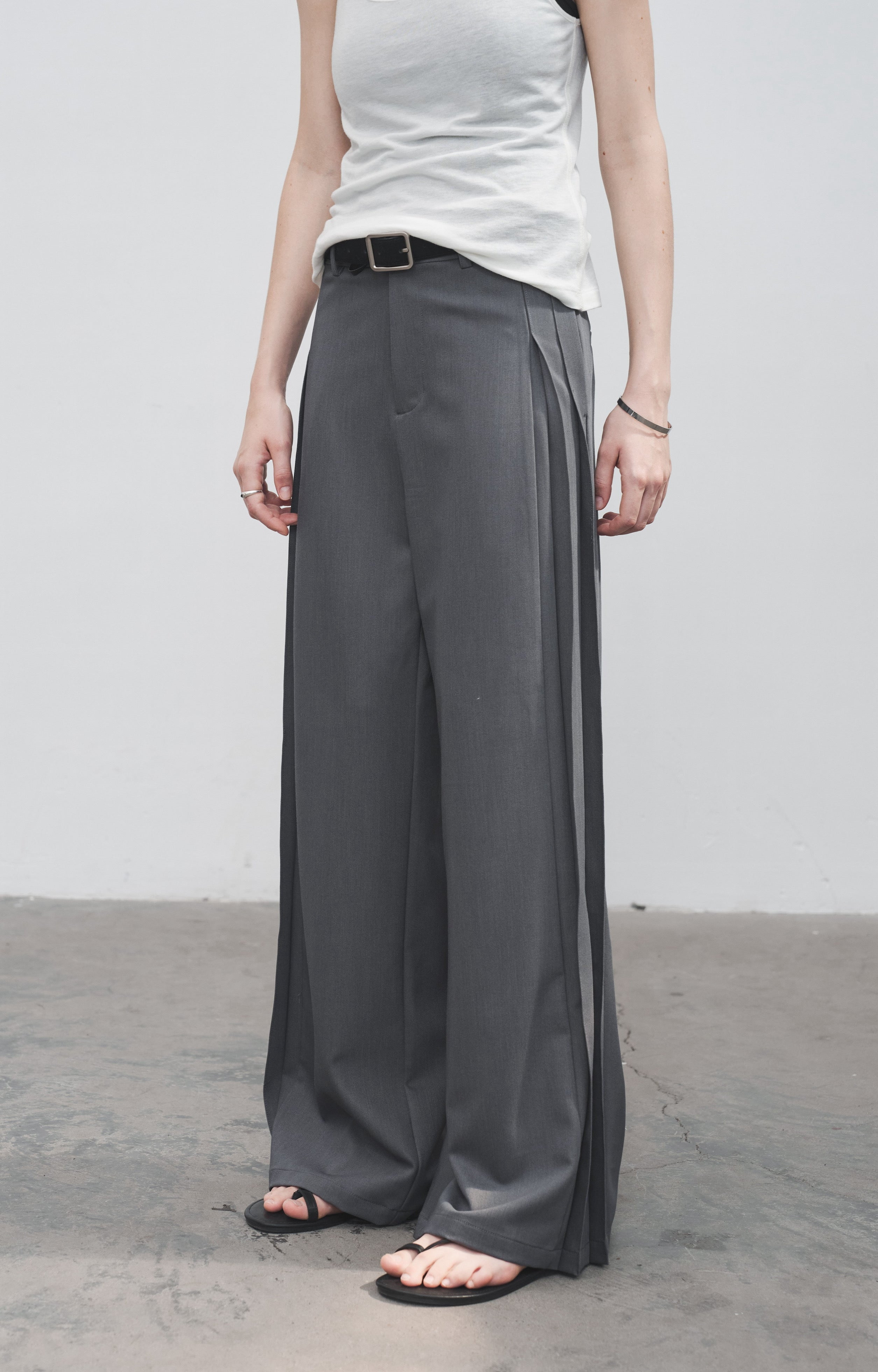 SIDE PLEATED WIDE SLACKS / サイドプリーツワイドスラックス