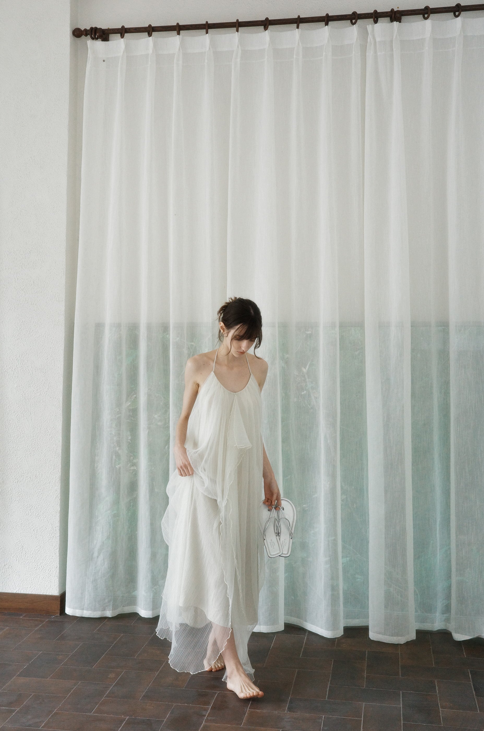 TULLE LAYERED VOLUME DRESS
