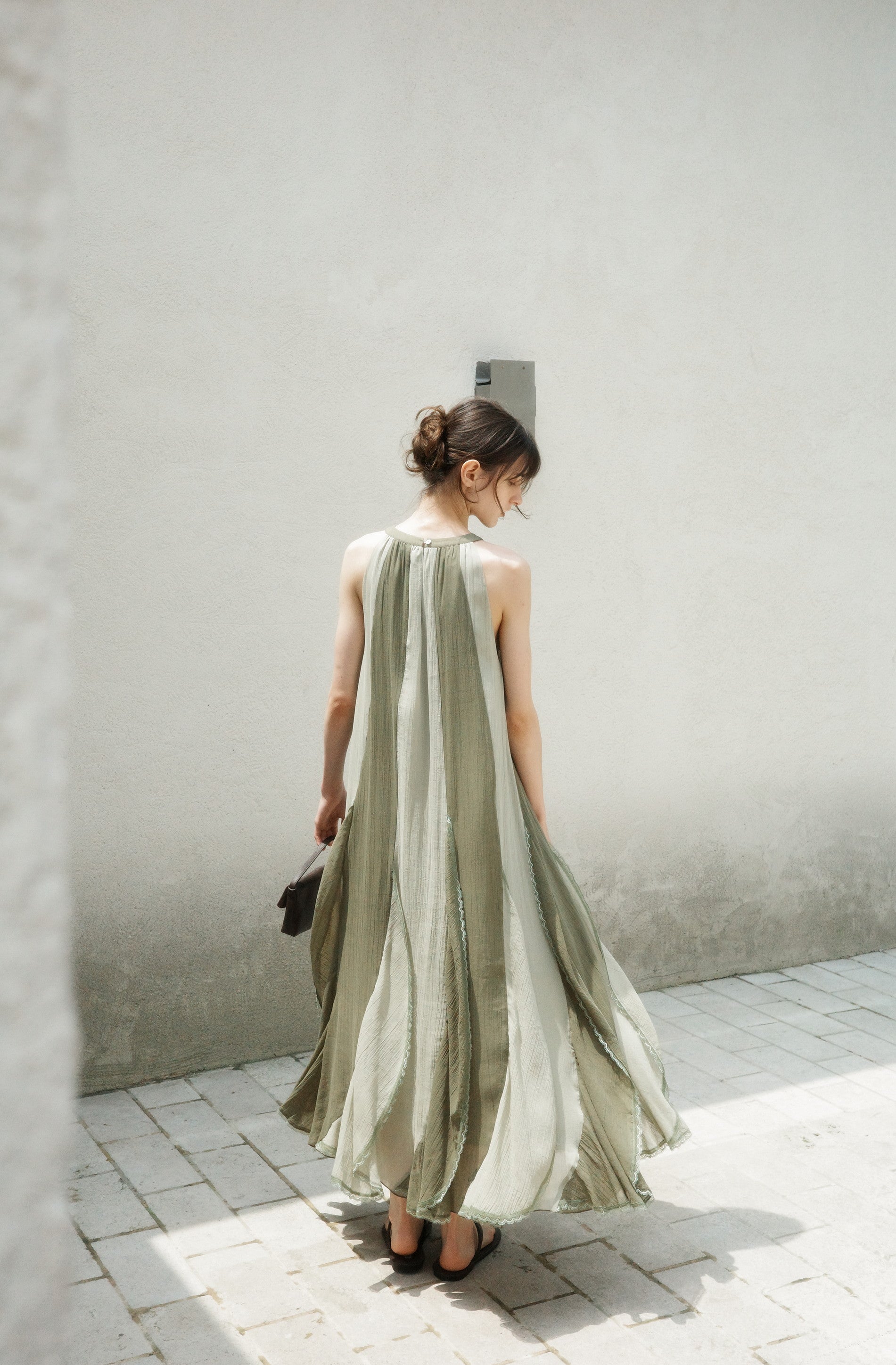 ワンピース Leaf Lace Motif Tiered Dress TIERED LACE COLOR DRESS / ティアードレースカラーワンピース