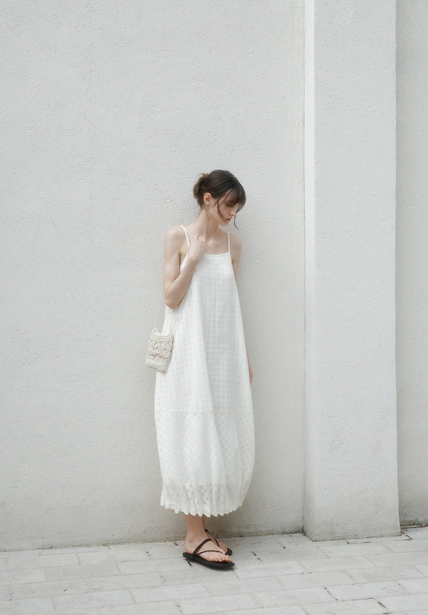 BALLOON GATHER CHECK DRESS / 벌룬 개더 체크 드레스