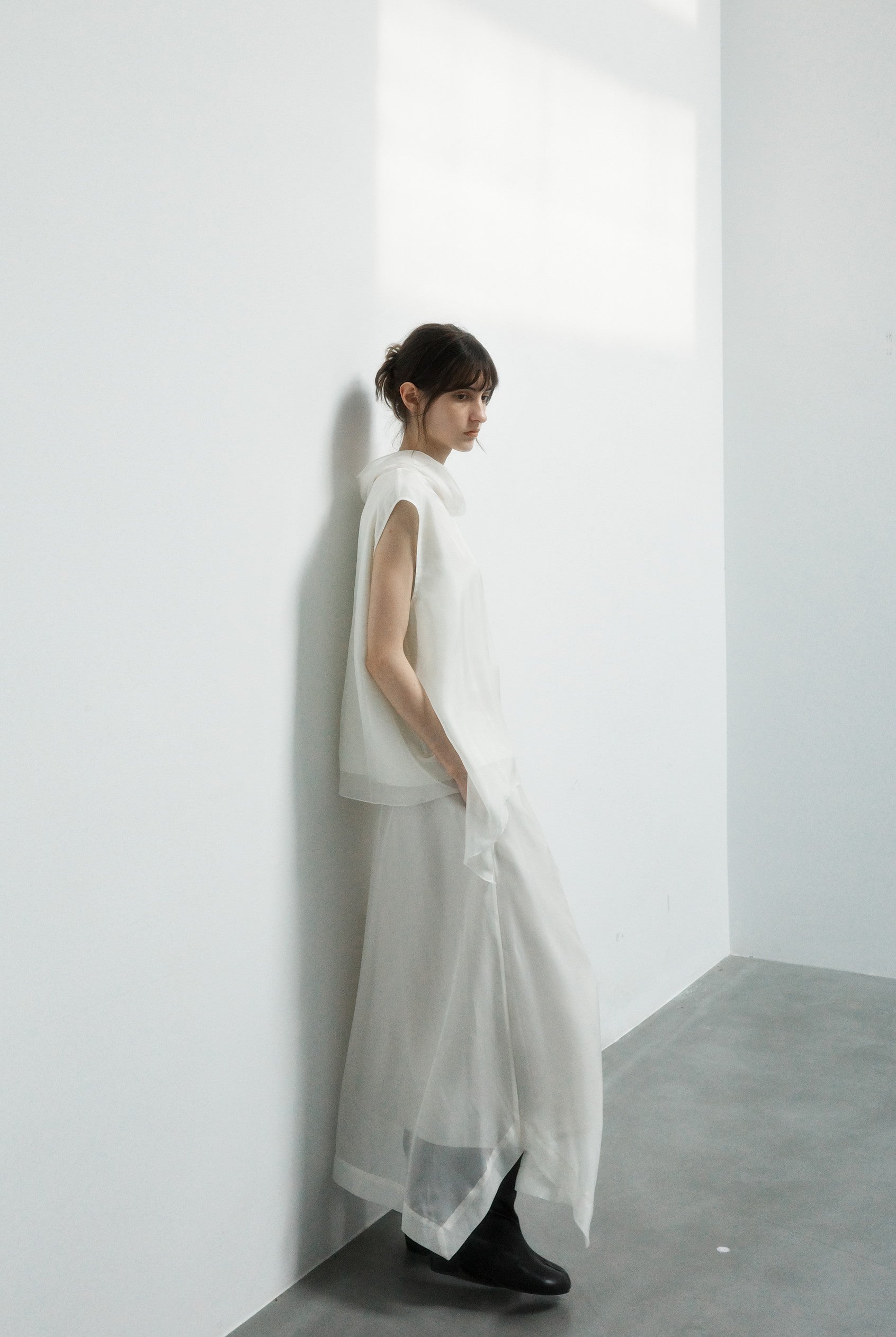 SHEER VEIL LAYERED SKIRT