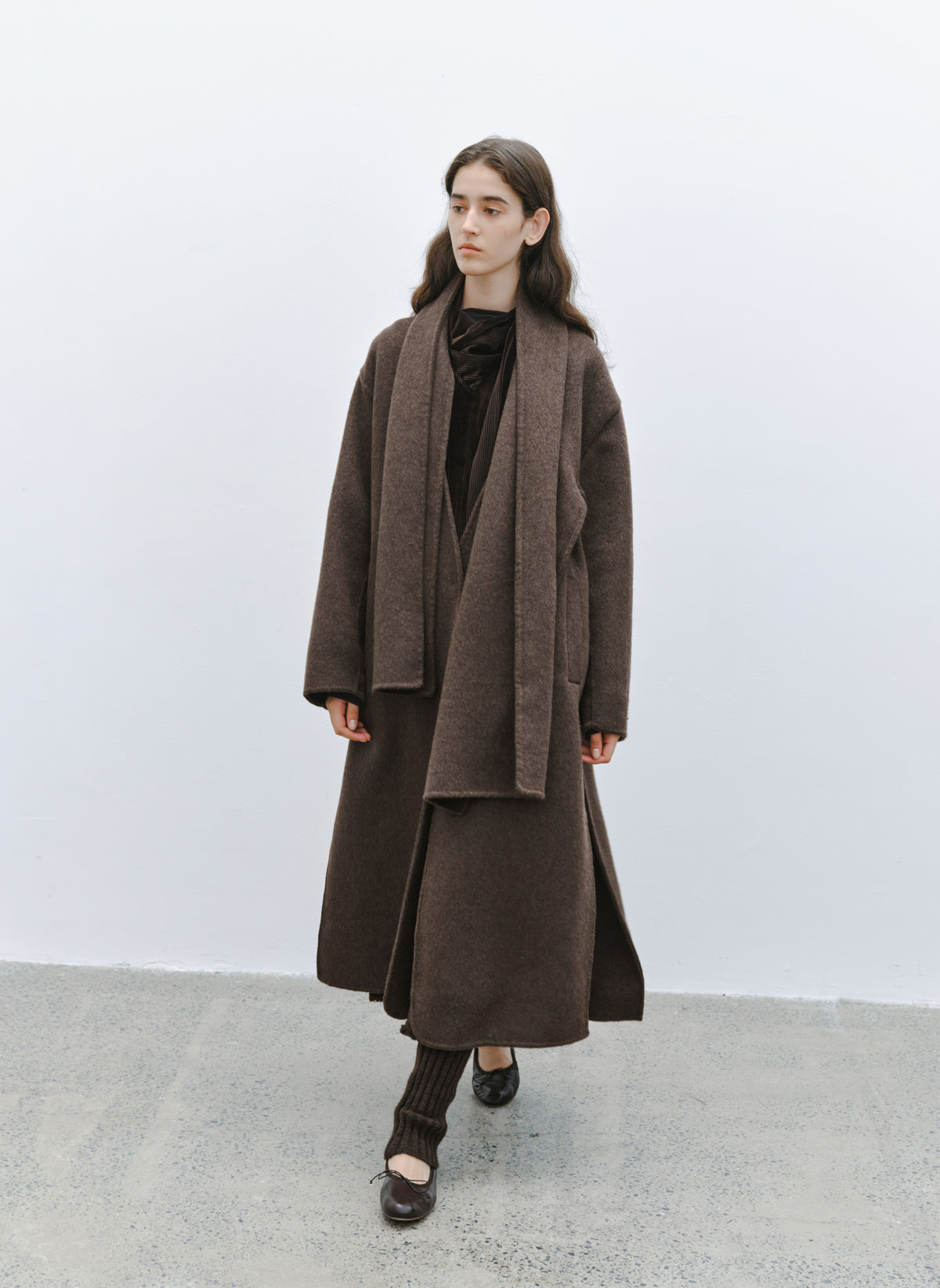 MULTI PATCH SCARF COAT