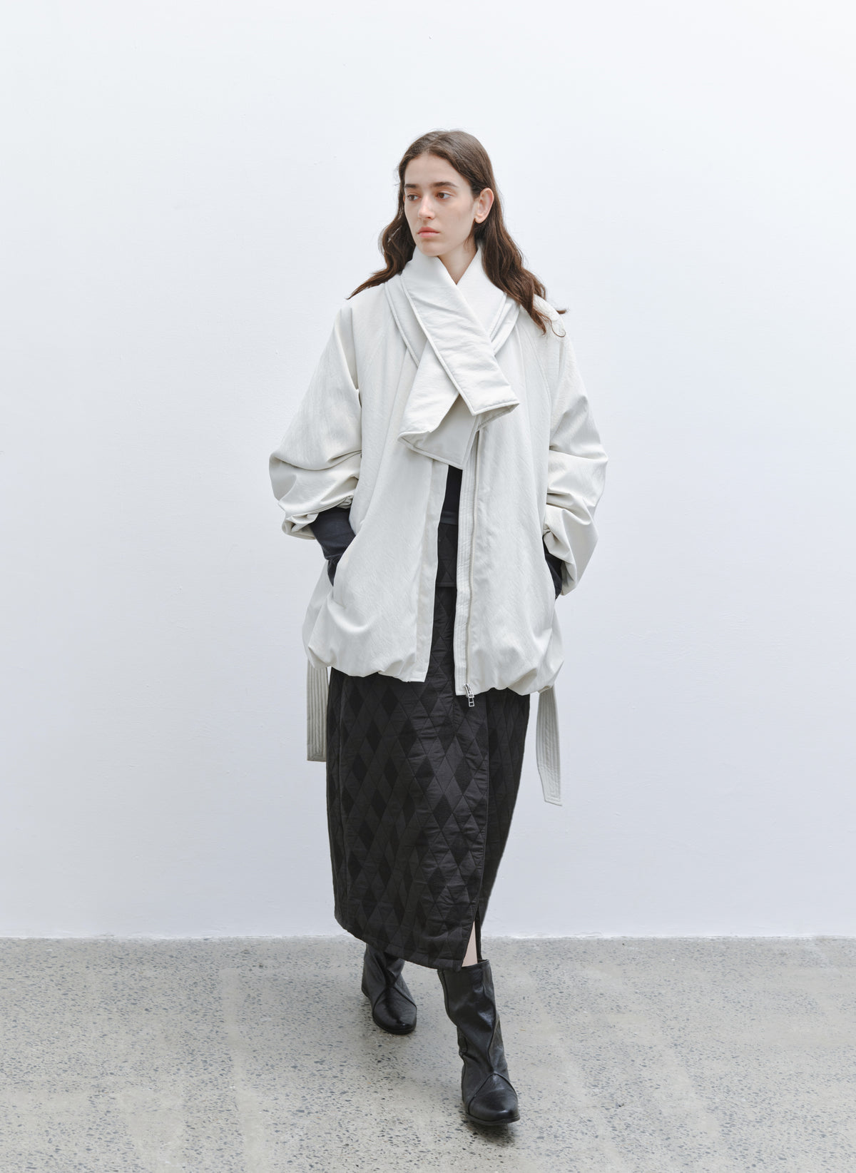 MATTE LEATHER SCARF DOWN
