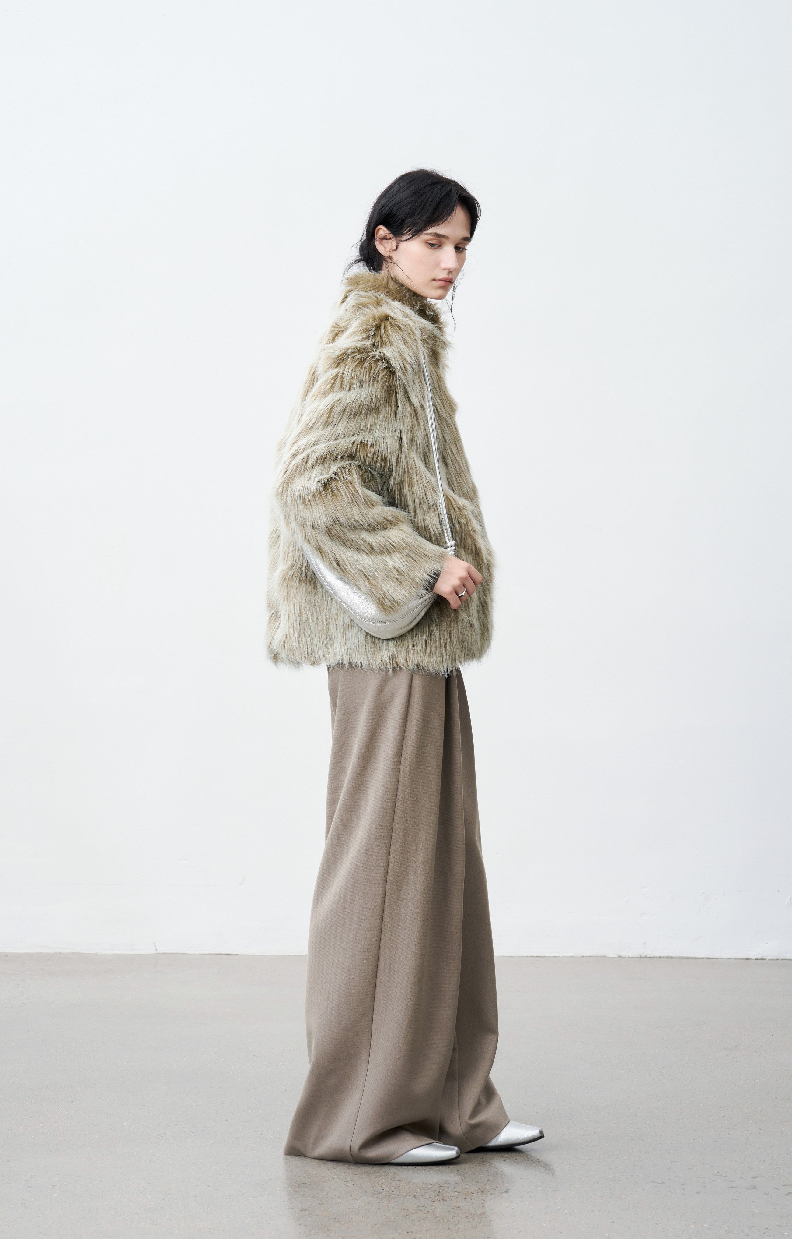 FADED TONE FUR JACKET / 페이드 톤 퍼 재킷