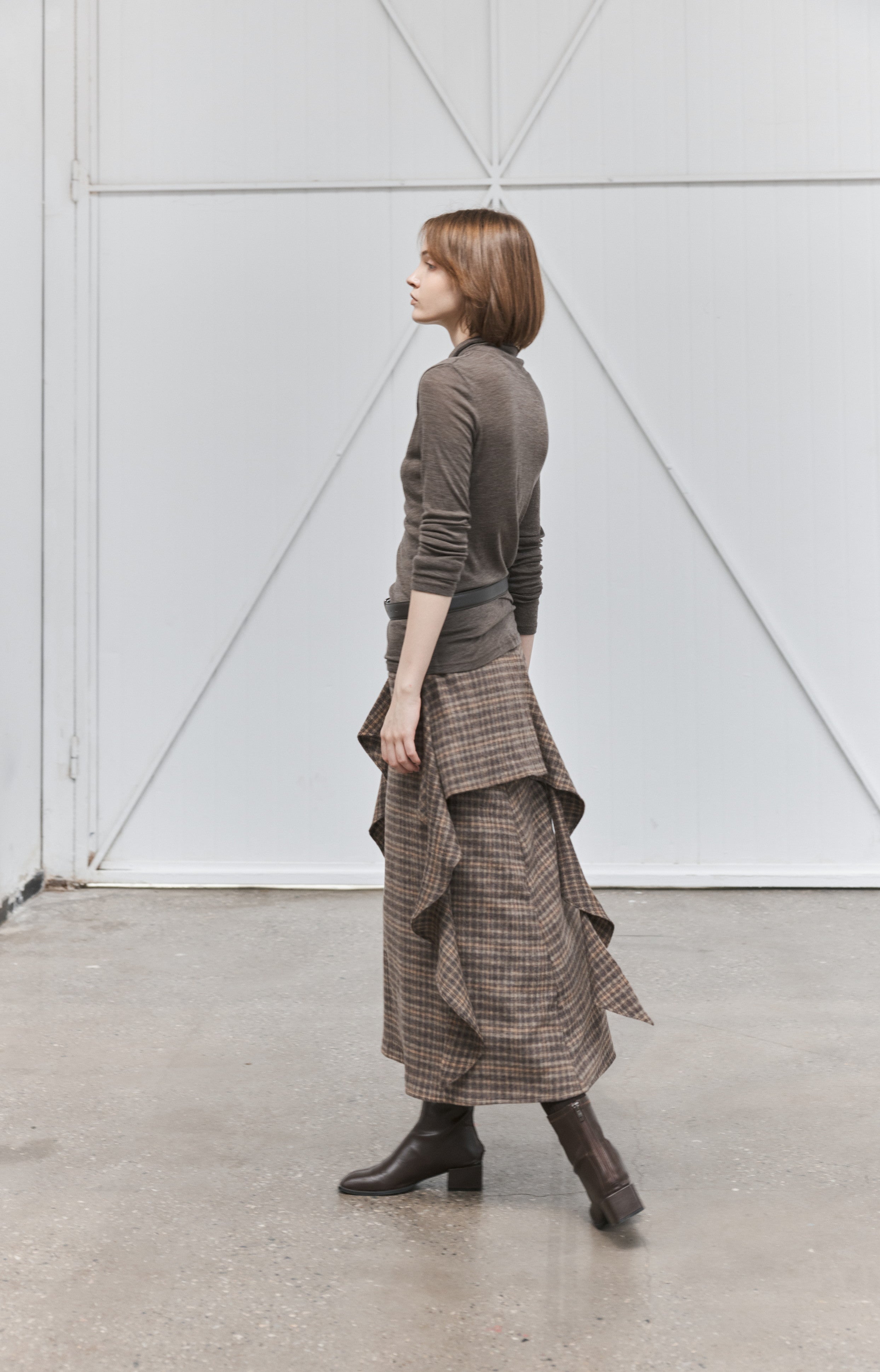 BRUSHED PLAID FRILL SKIRT / 기모 체크 프릴 스커트