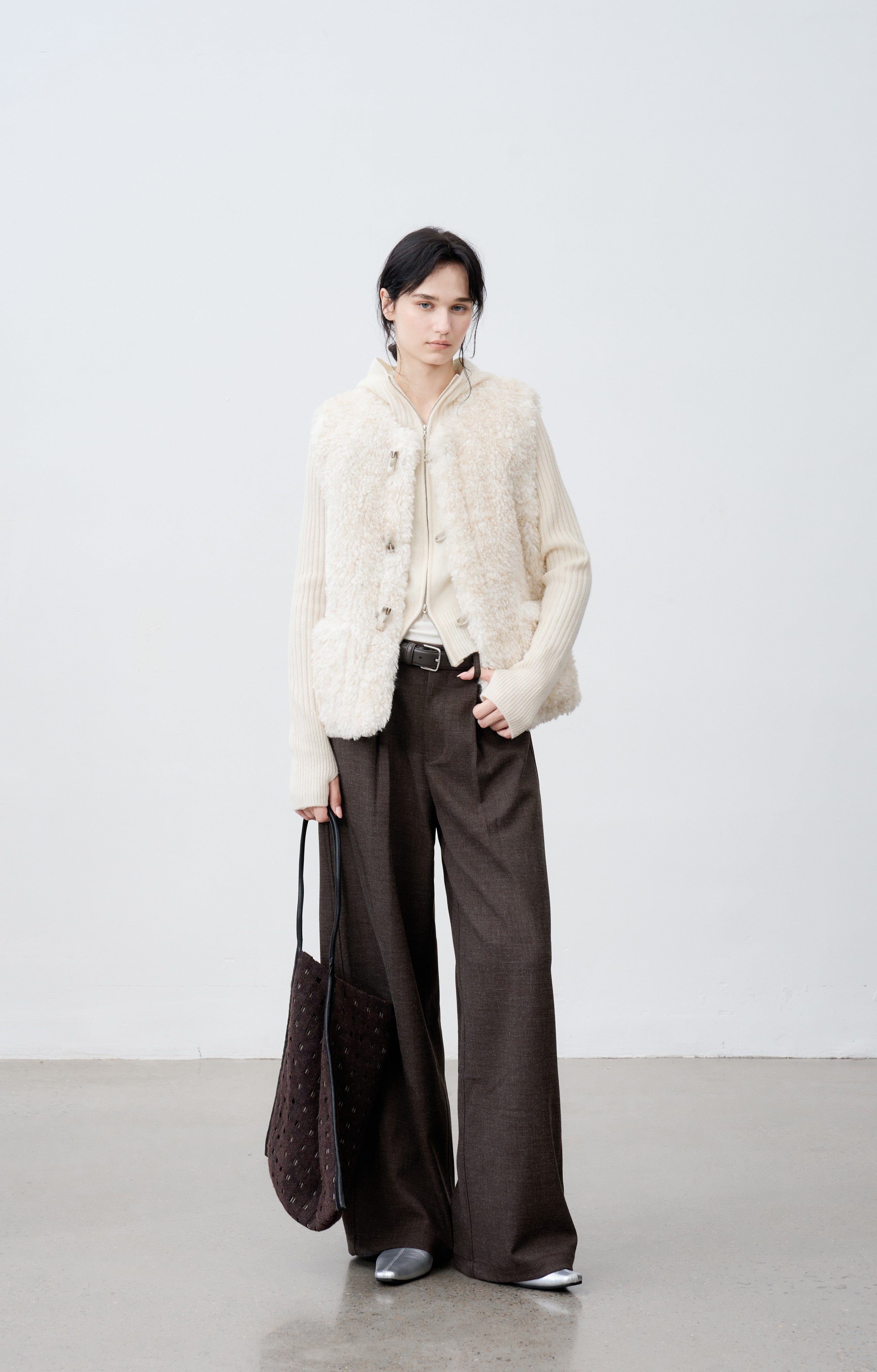 REVERSIBLE SOFT BOA VEST / 리버시블 소프트 보아 베스트