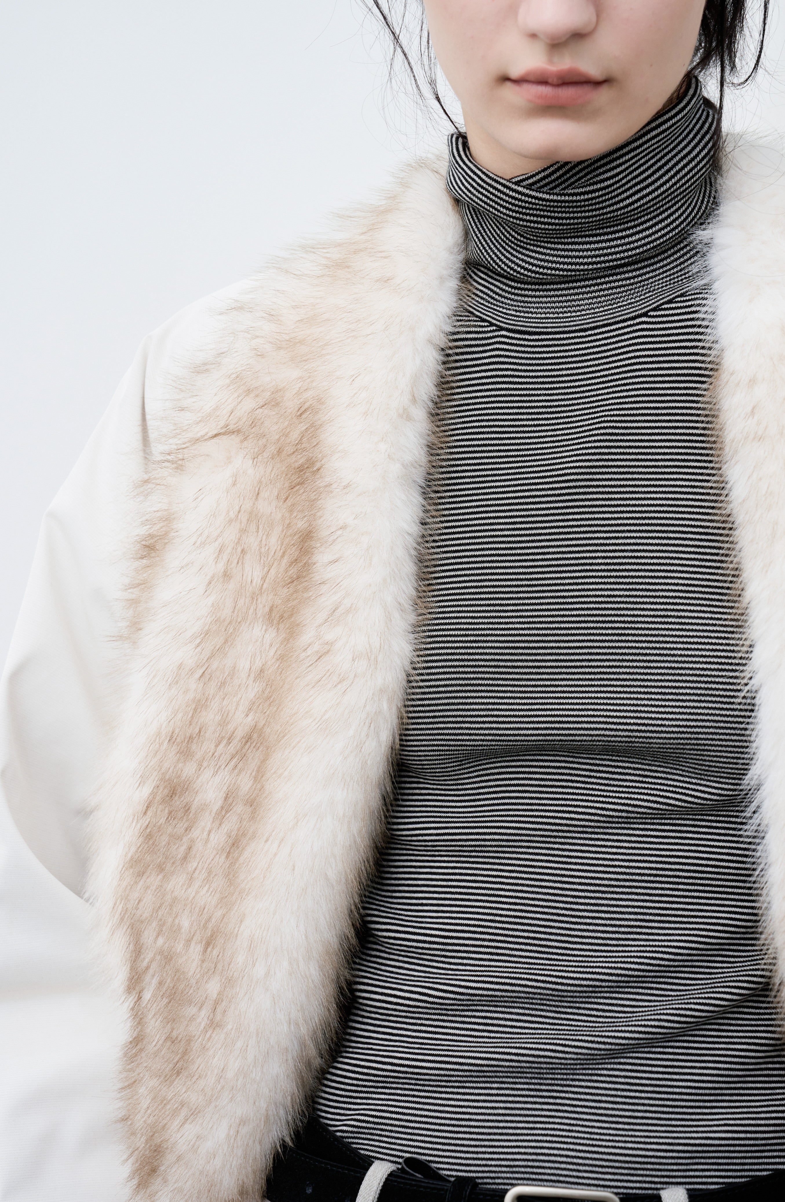 FUR LAPEL DRAPE DOWN