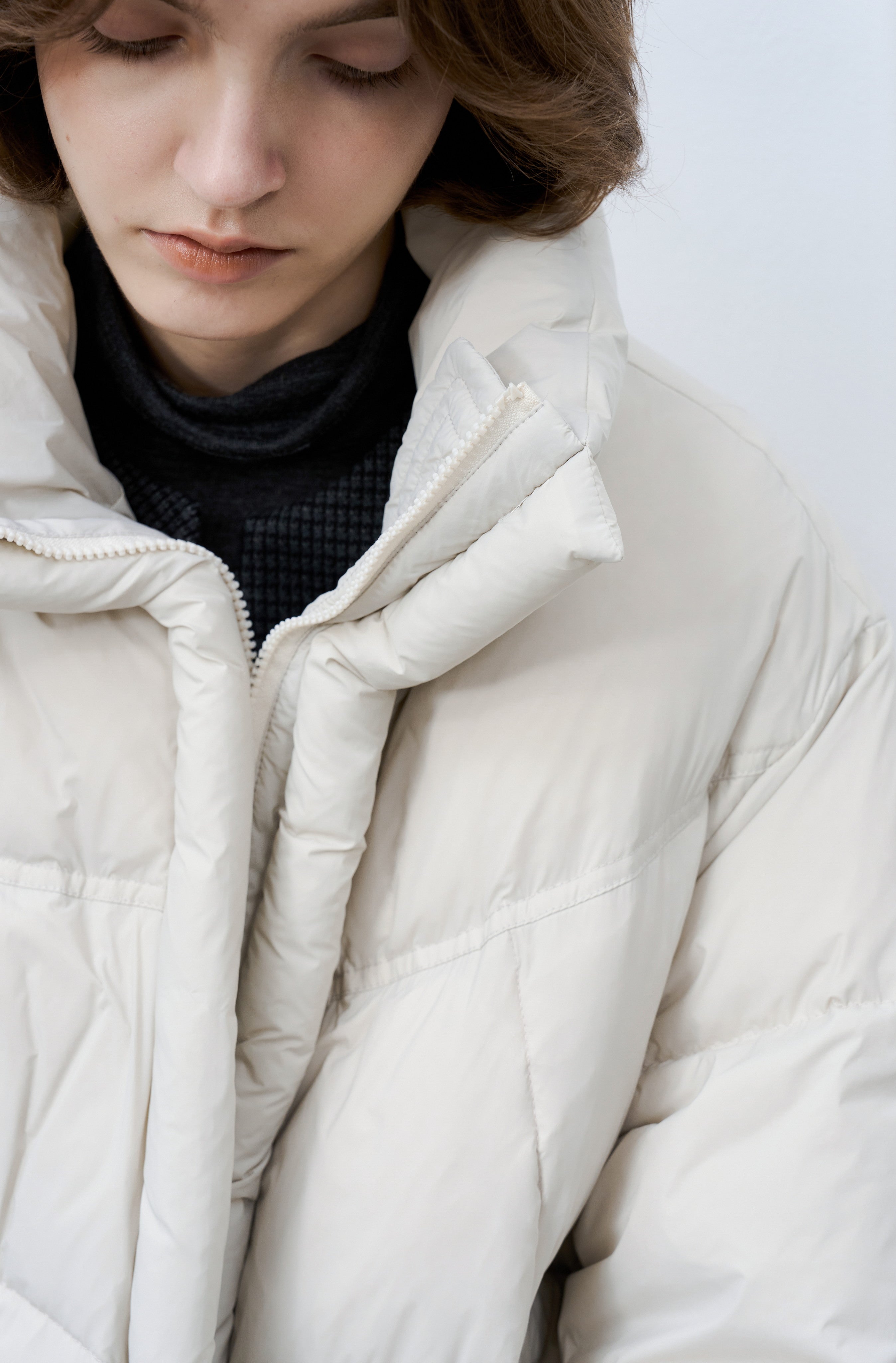 HOODED VOLUME MIDI DOWN / フードボリュームミドルダウン