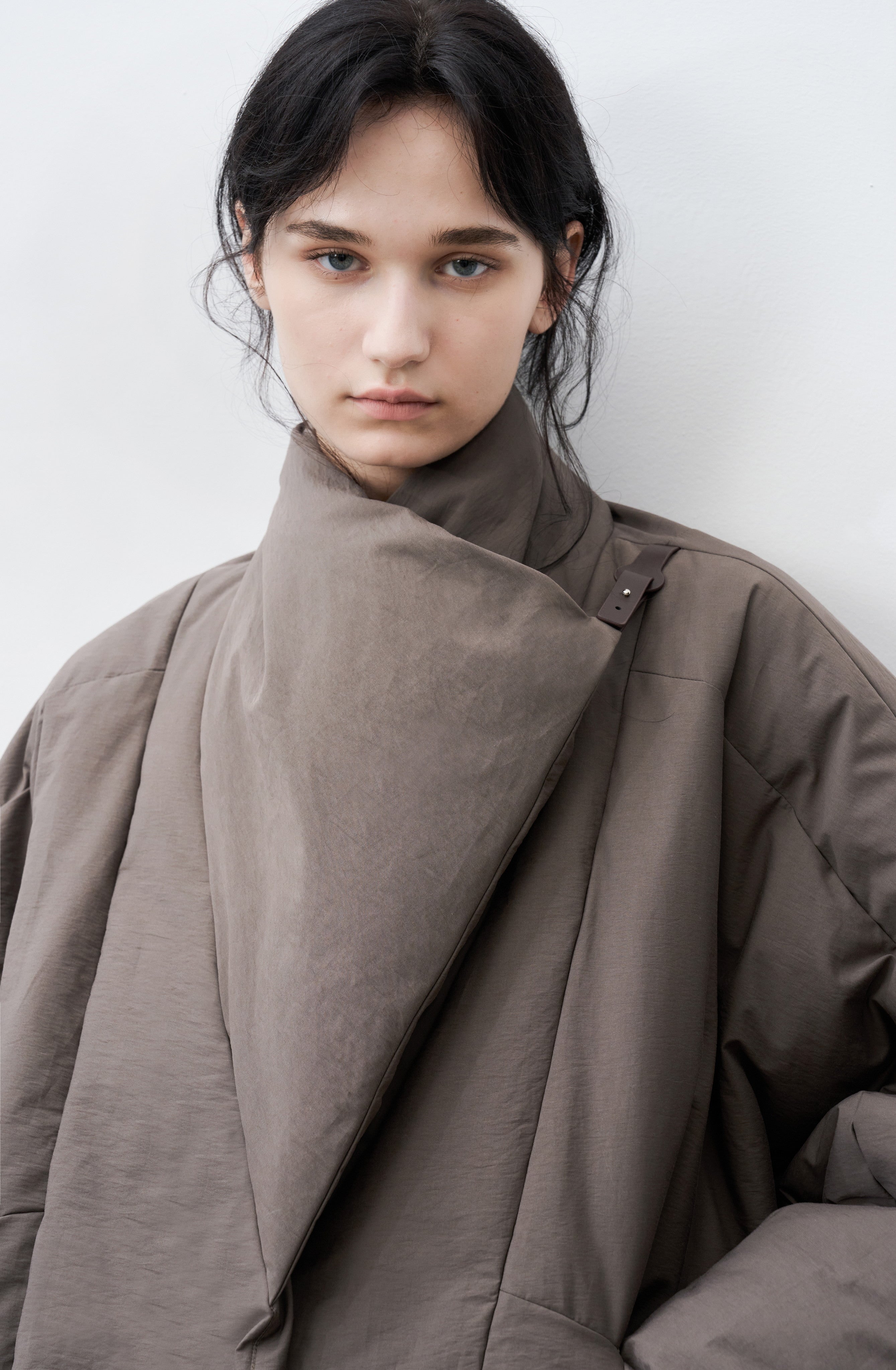 WRAP LAPEL ROUND DOWN / ラップラペルラウンドダウン