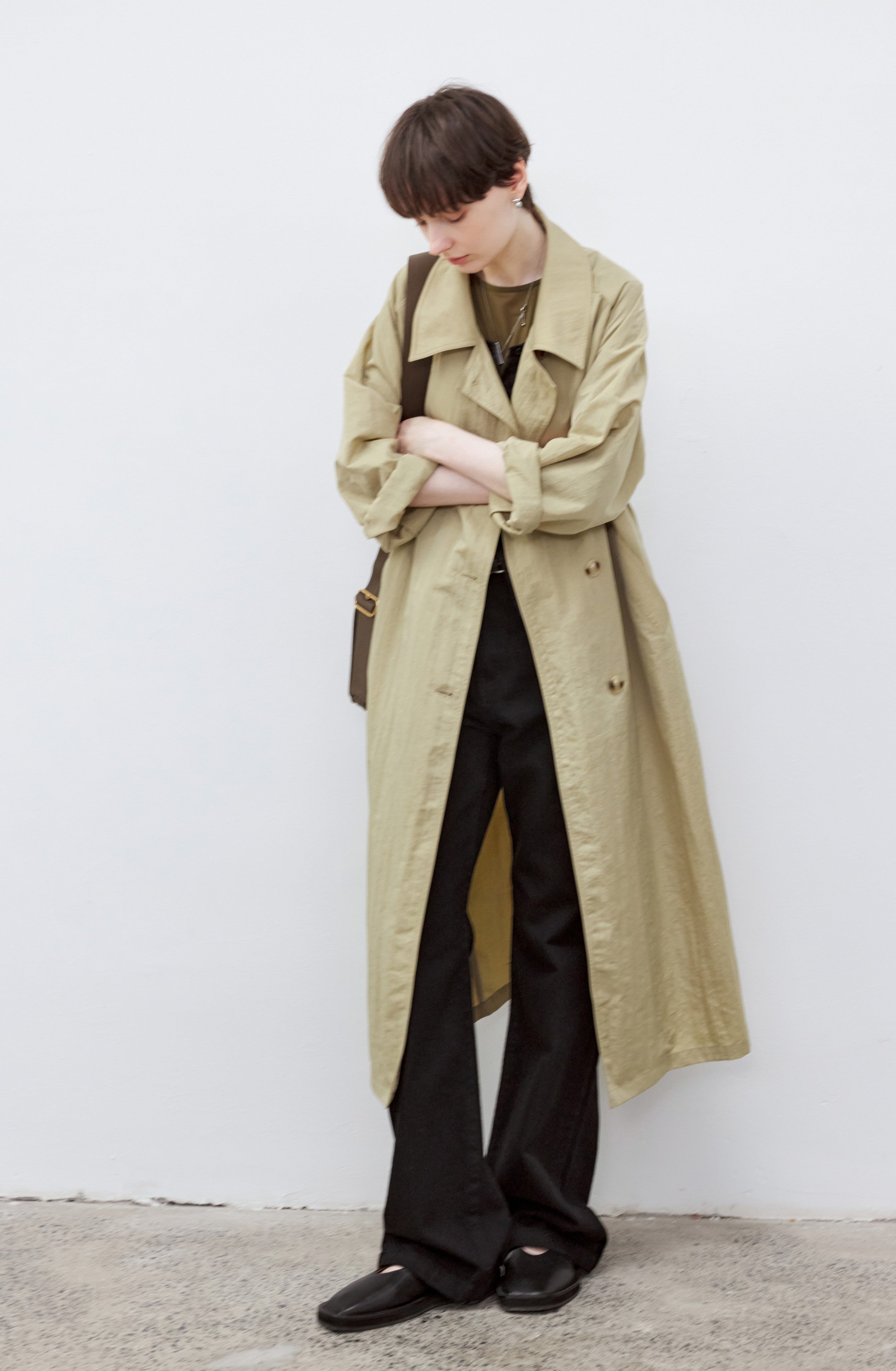 SMOOTH WRINKLE LONG TRENCH