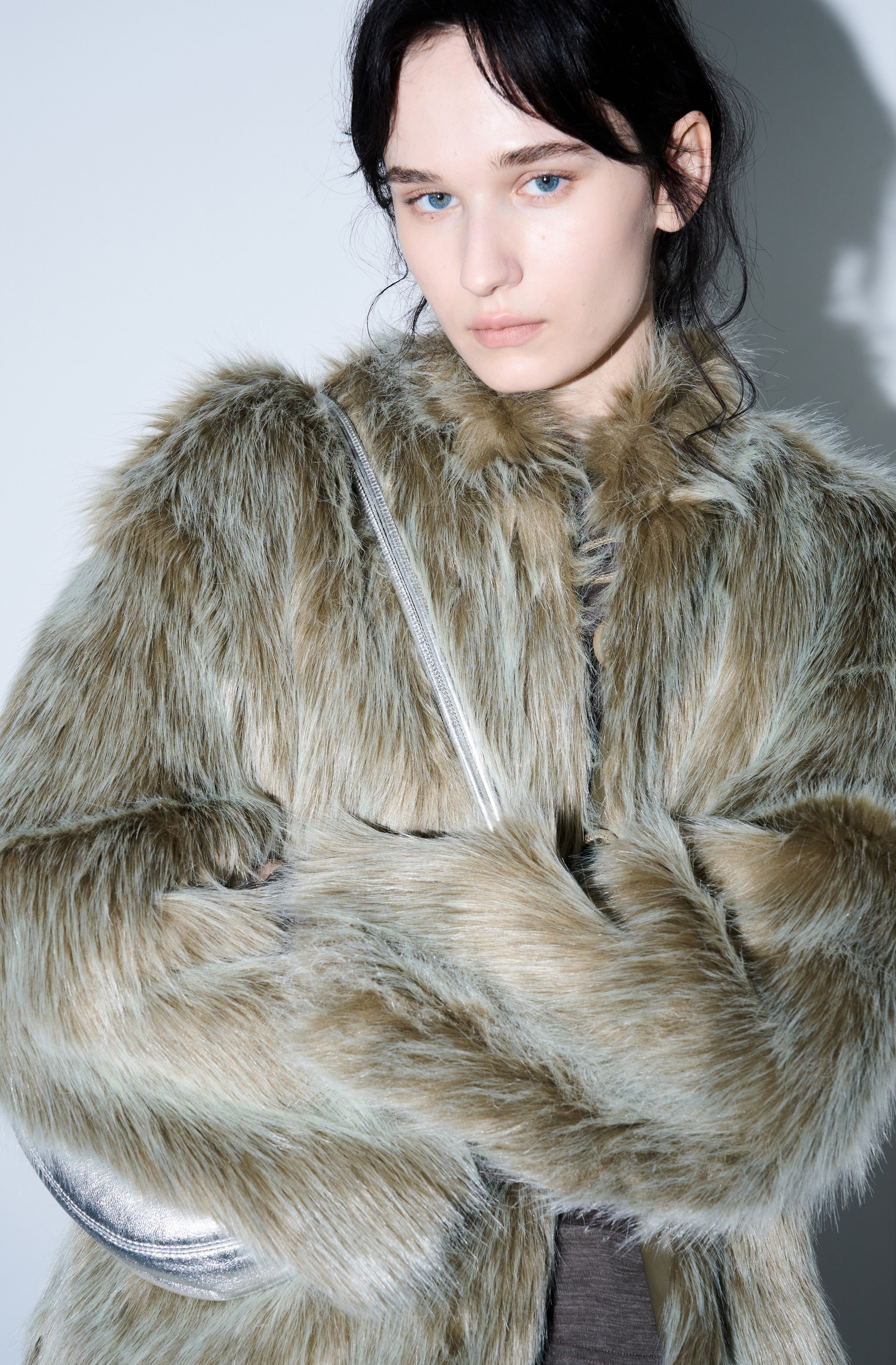 FADED TONE FUR JACKET / 페이드 톤 퍼 재킷