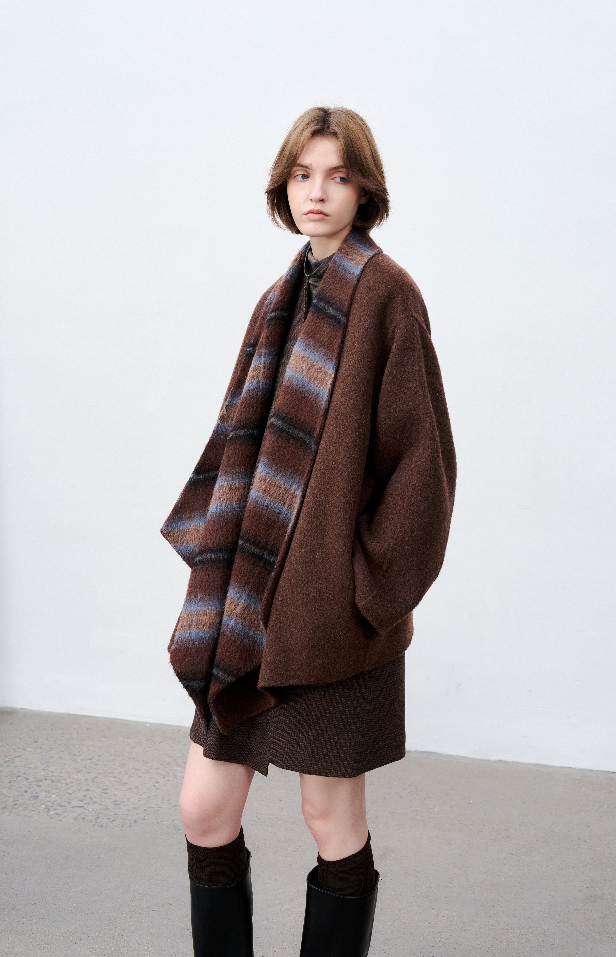 REVERSIBLE COLOR FLARE COAT / 리버시블 컬러 플레어 코트