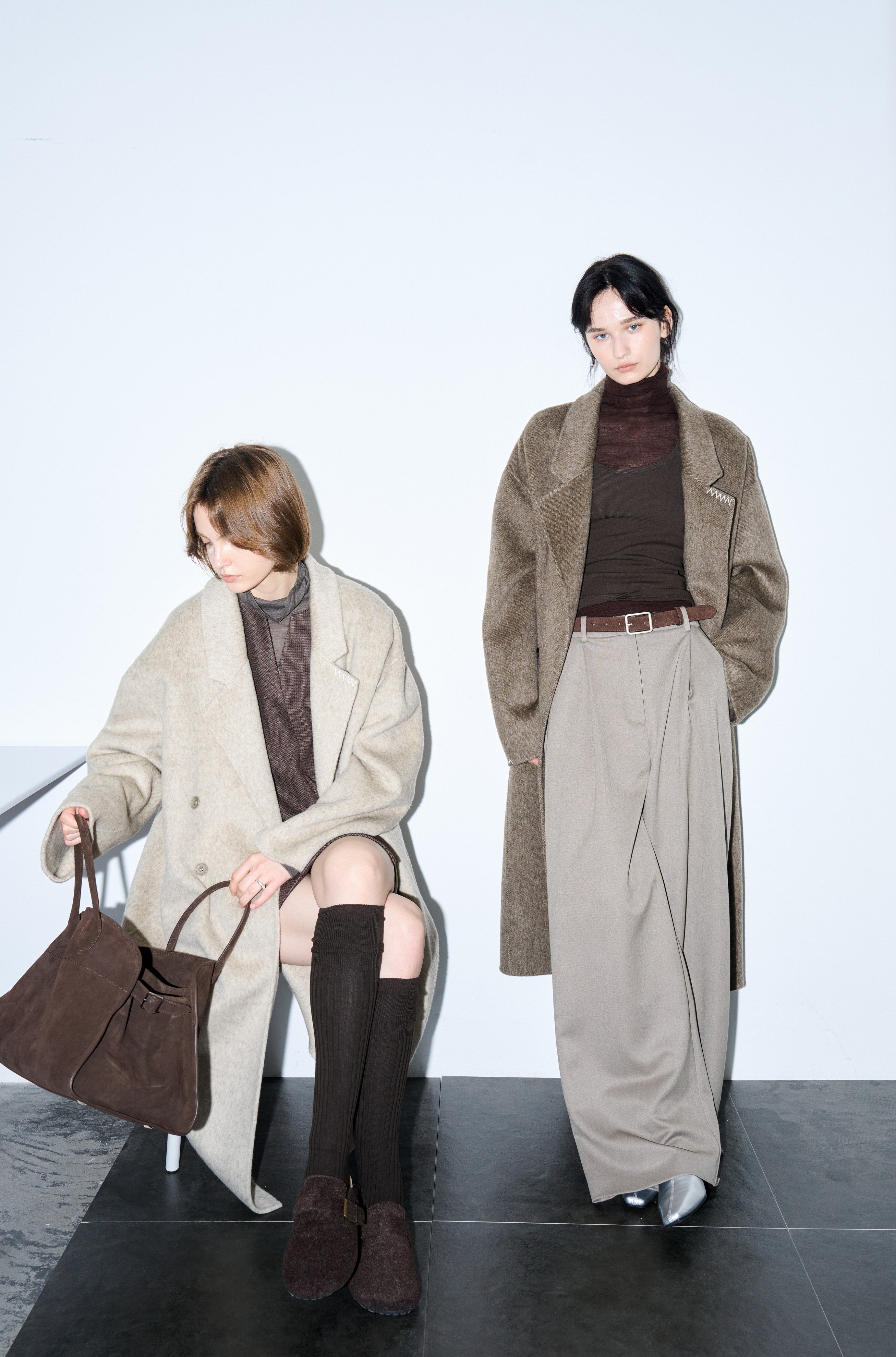 SOFT FURRY WOOL COAT / 소프트 파리 울 코트