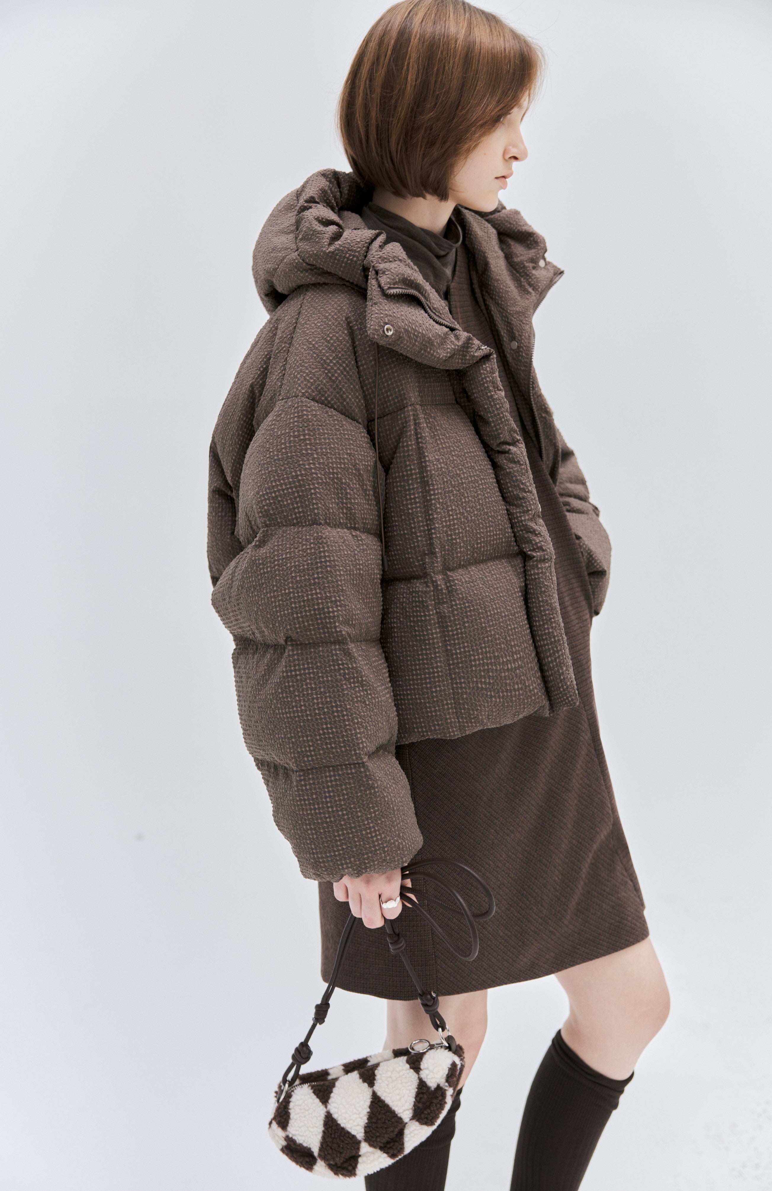 PUFF TEXTURE HOODED DOWN / 퍼프 텍스처 푸드 다운