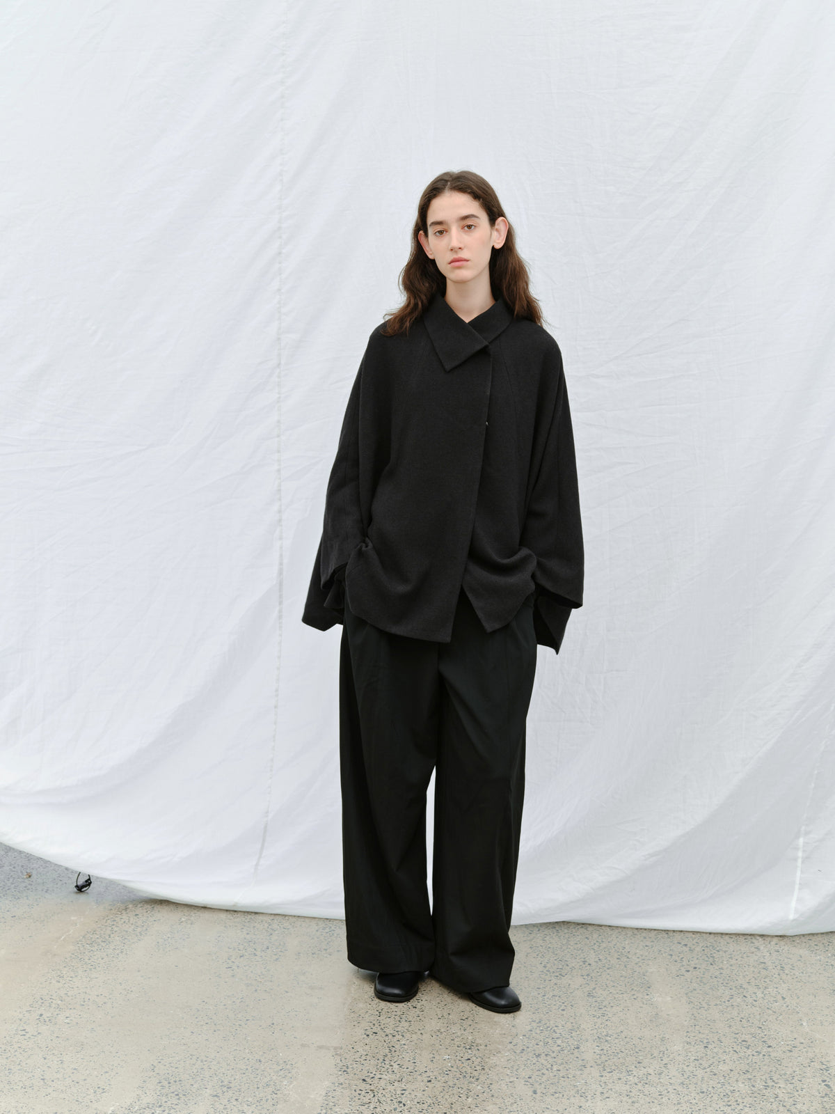 SHARP DRAPE WIDE SLACKS